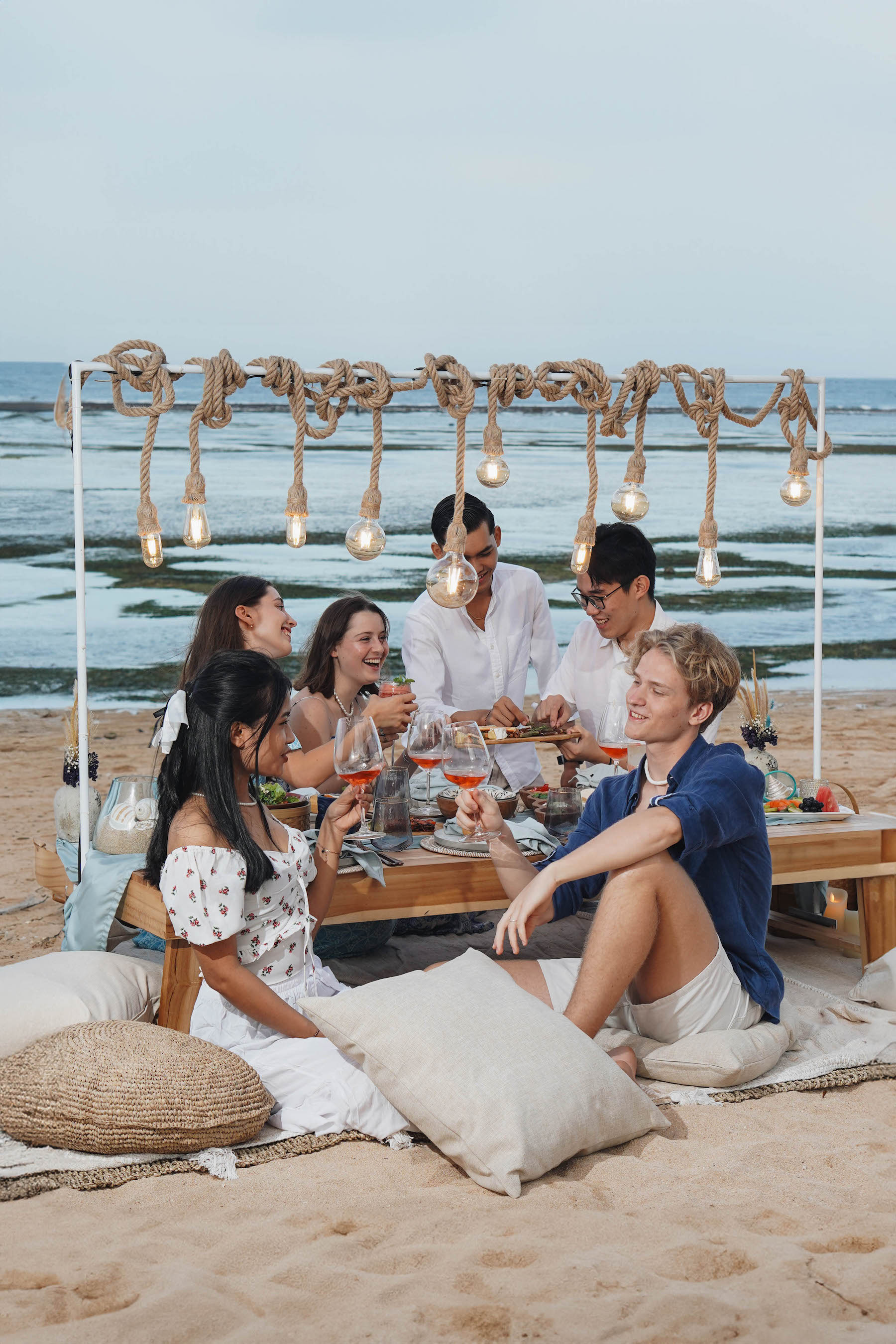 Chic Picnic at Sofitel Bali, Make Memories with the Beachfront Chic Picnic at Sofitel Bali Nusa Dua Beach Resort