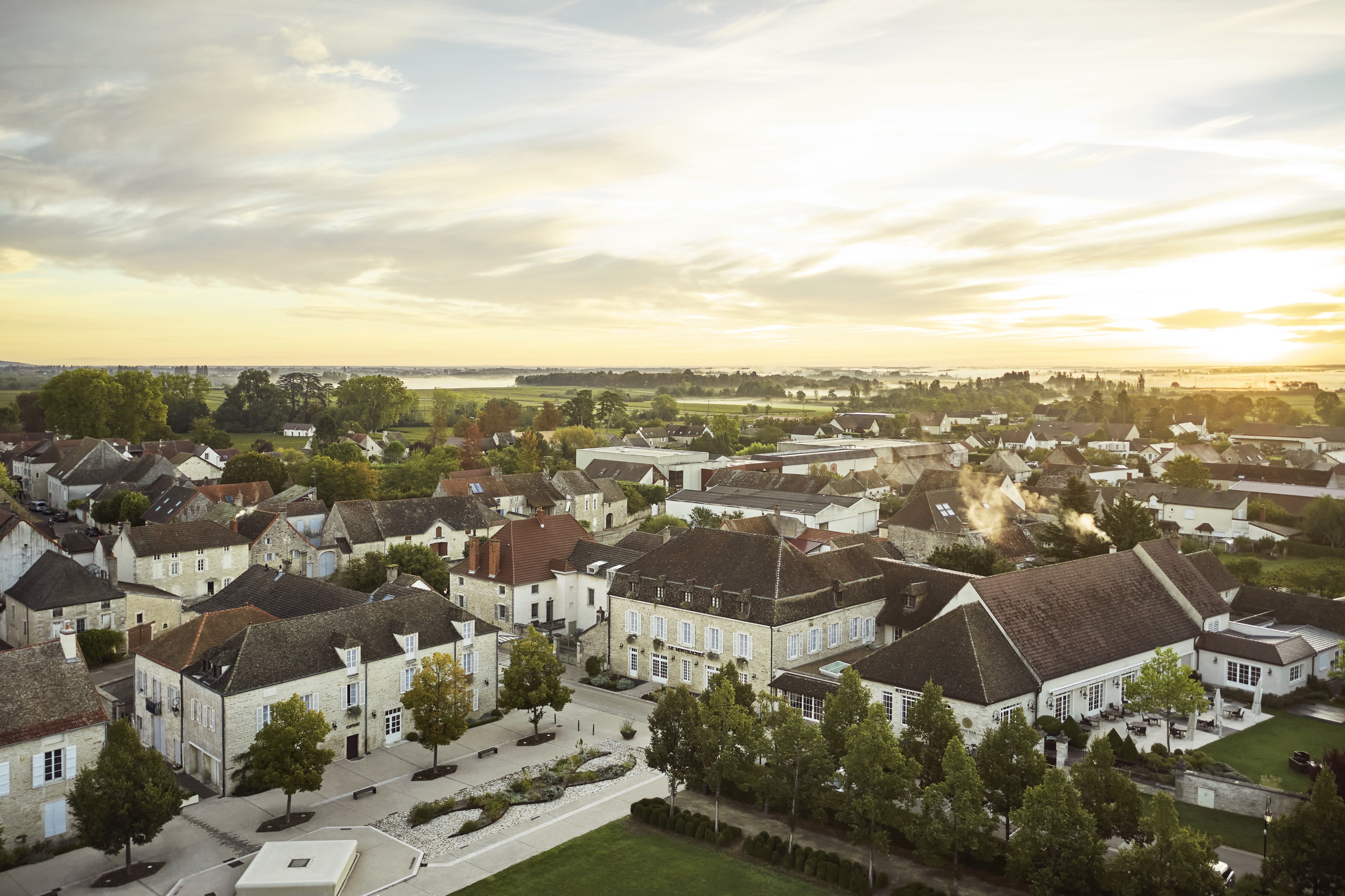 como le montrachet wine tour, Visit COMO Le Montrachet for an Immersive Wine Journey in Burgundy