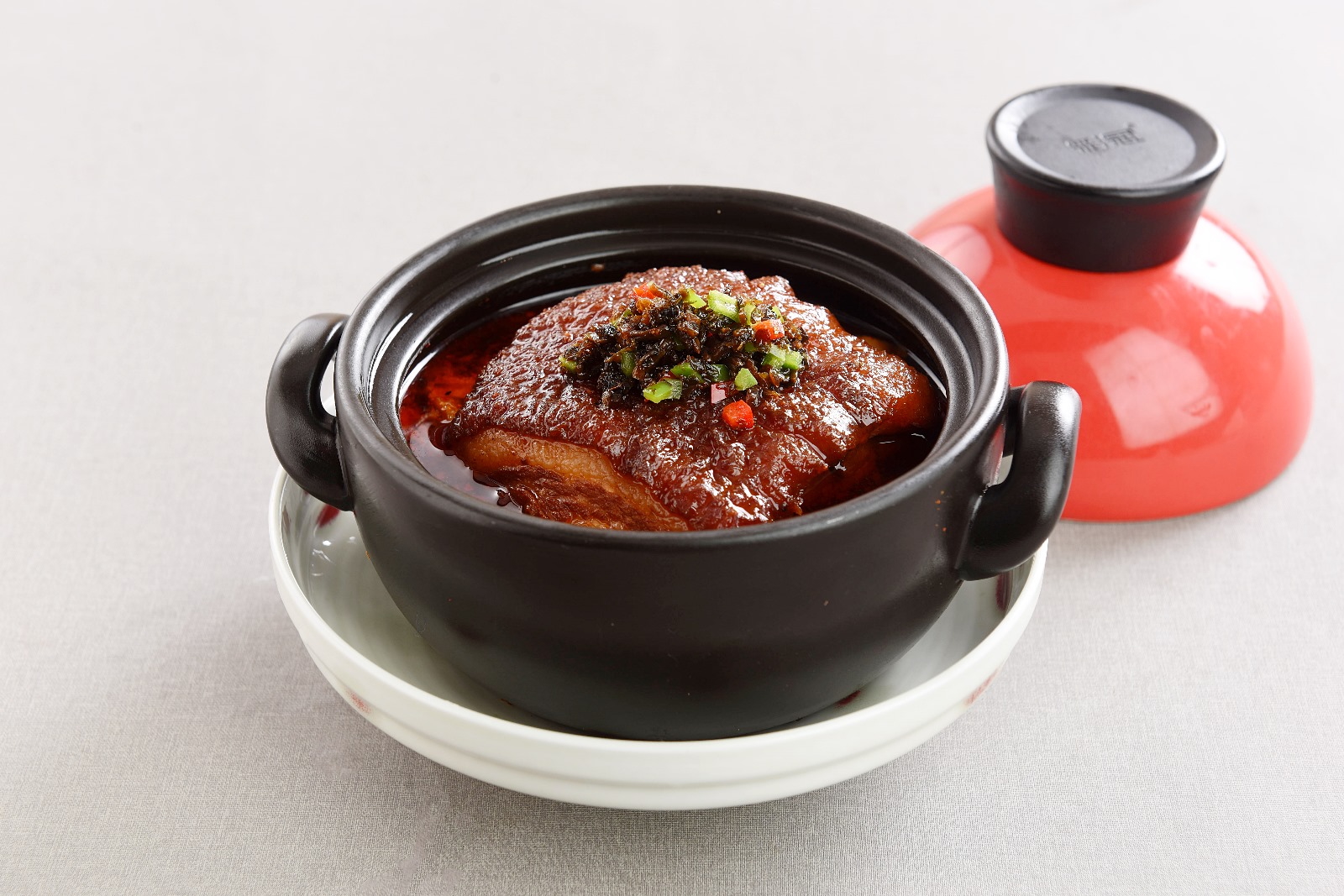 , Where to Eat: Singapore’s New Modern Chinese Restaurants