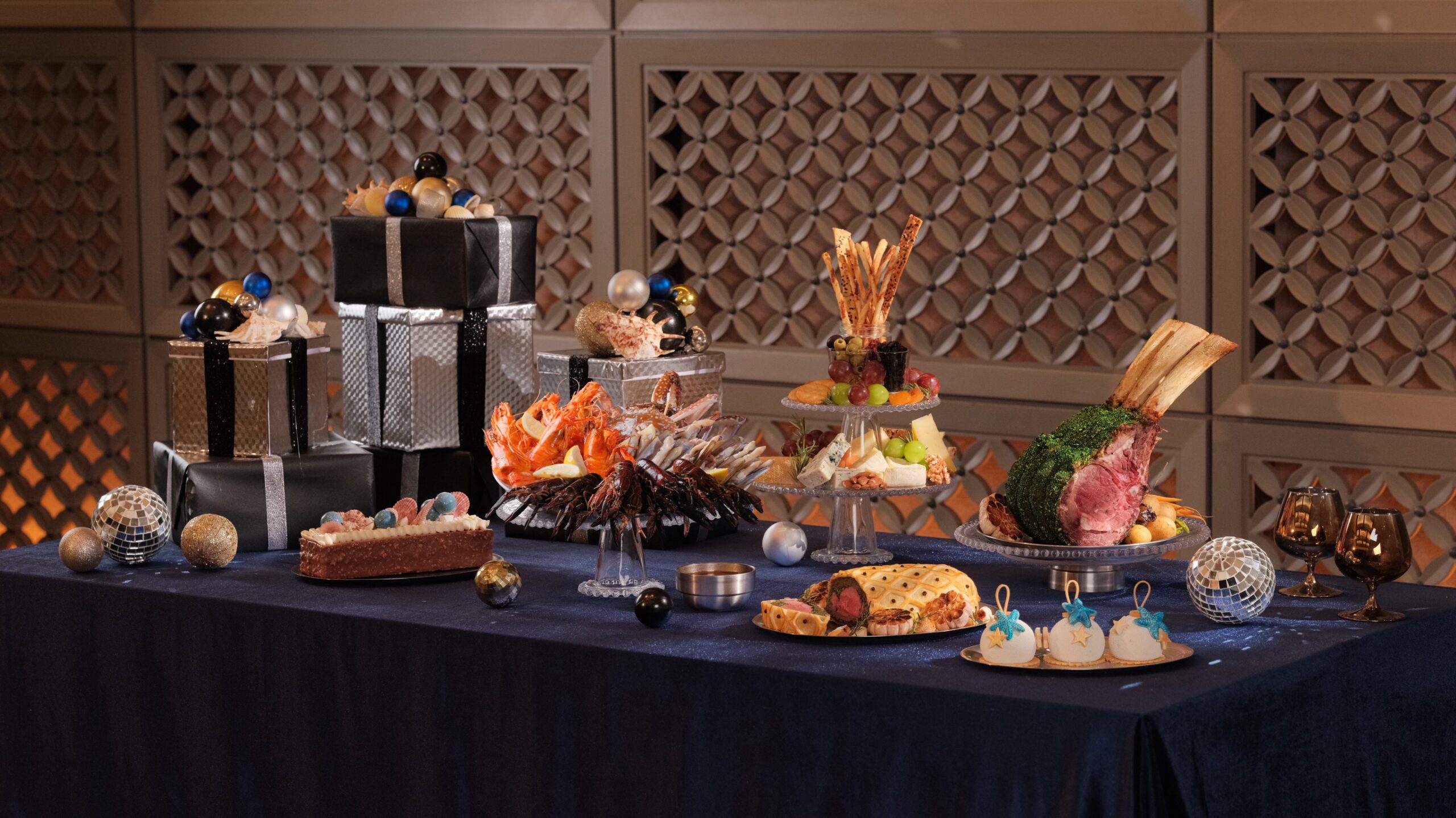 padma hotel semarang festive
