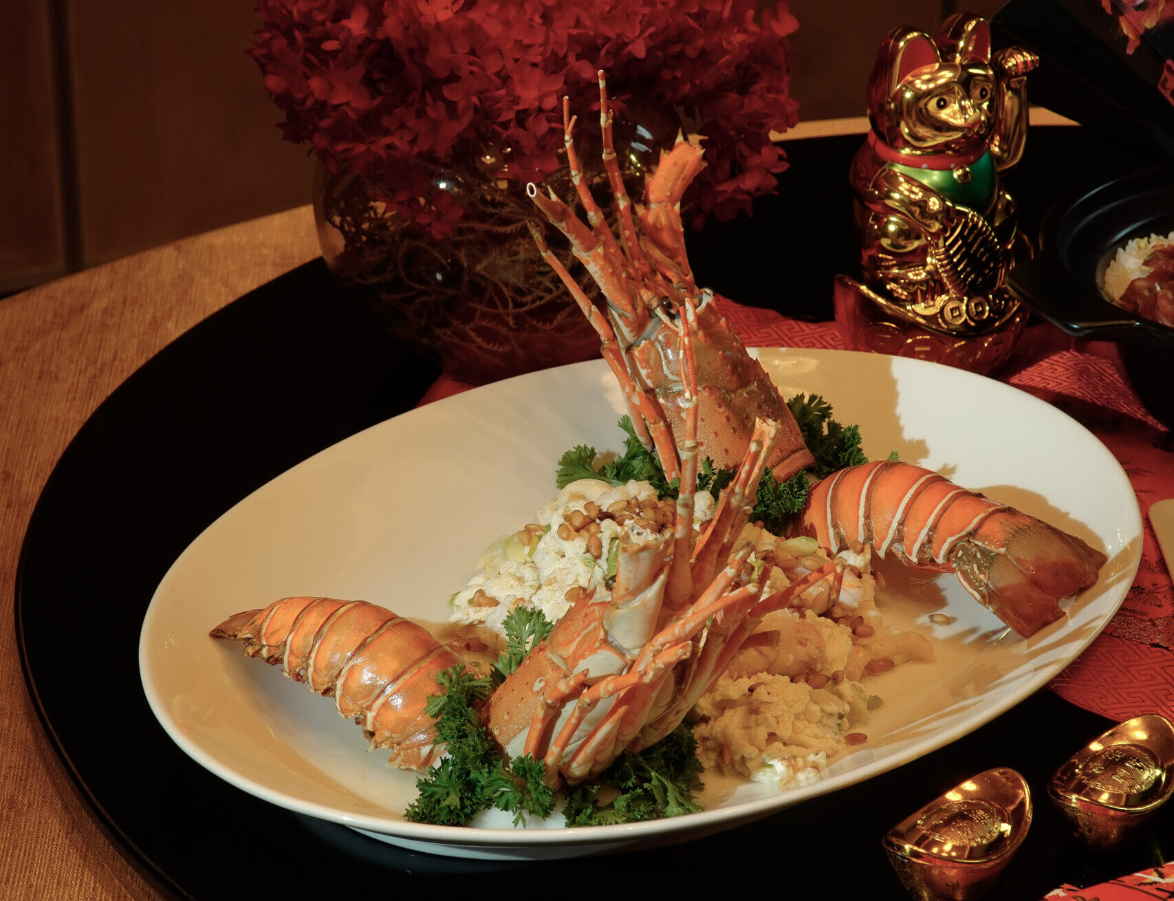 Lin restaurant at hotel tentrem jakarta dining